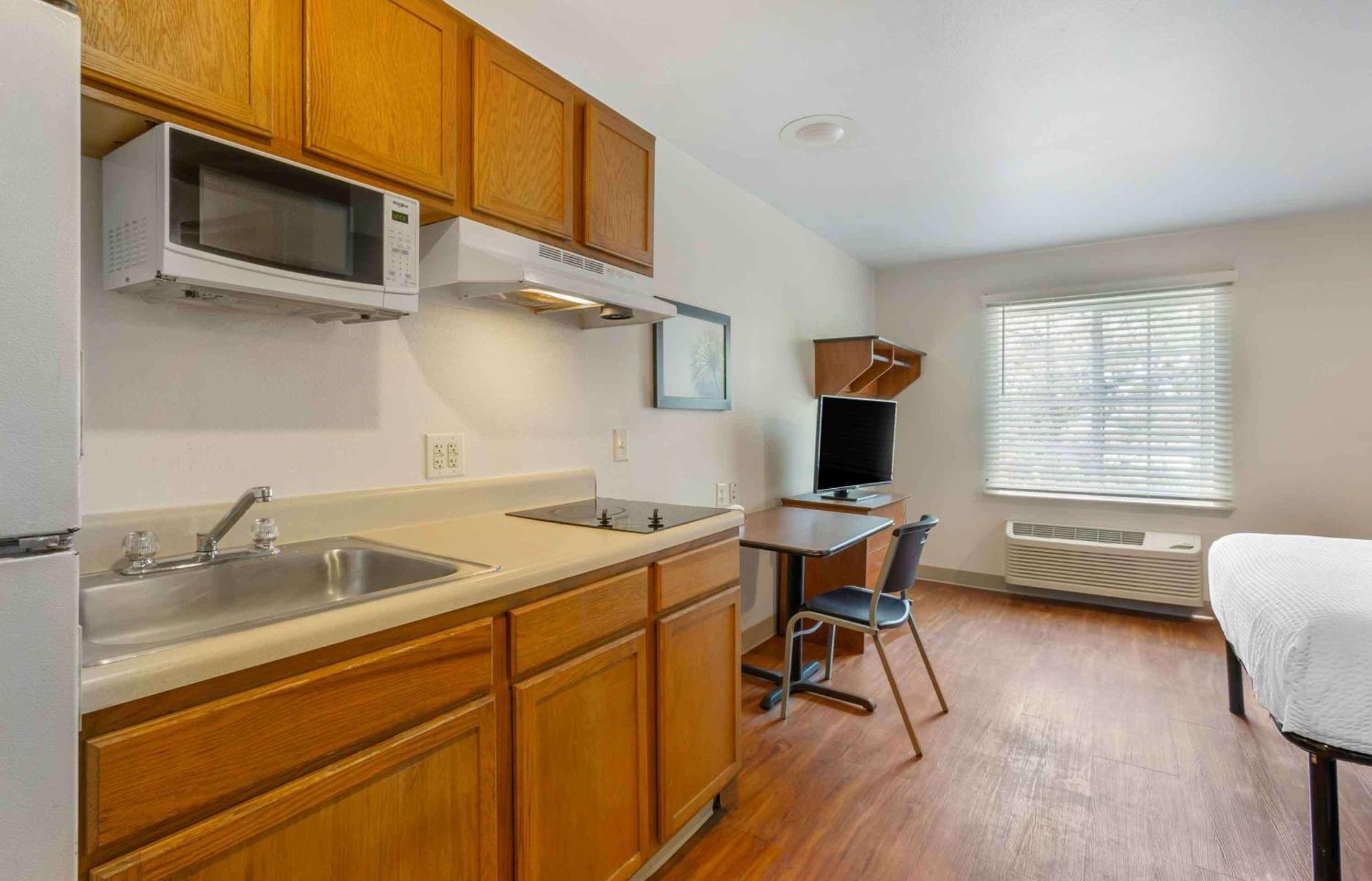Extended Stay America Select Suites - Charleston - North Charleston - I-526 ภายนอก รูปภาพ
